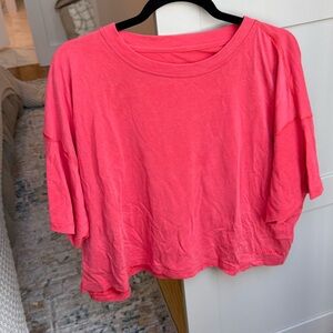 Lululemon Hot pink/salmon crop top